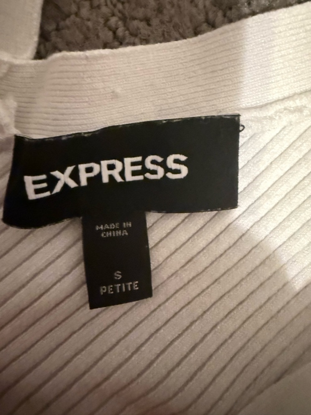 Express White Ribbed V-Neck Mini Dress - Picture 2 of 2